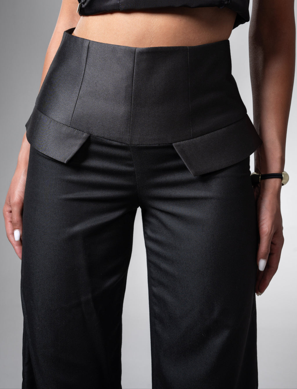 FRAME TROUSERS